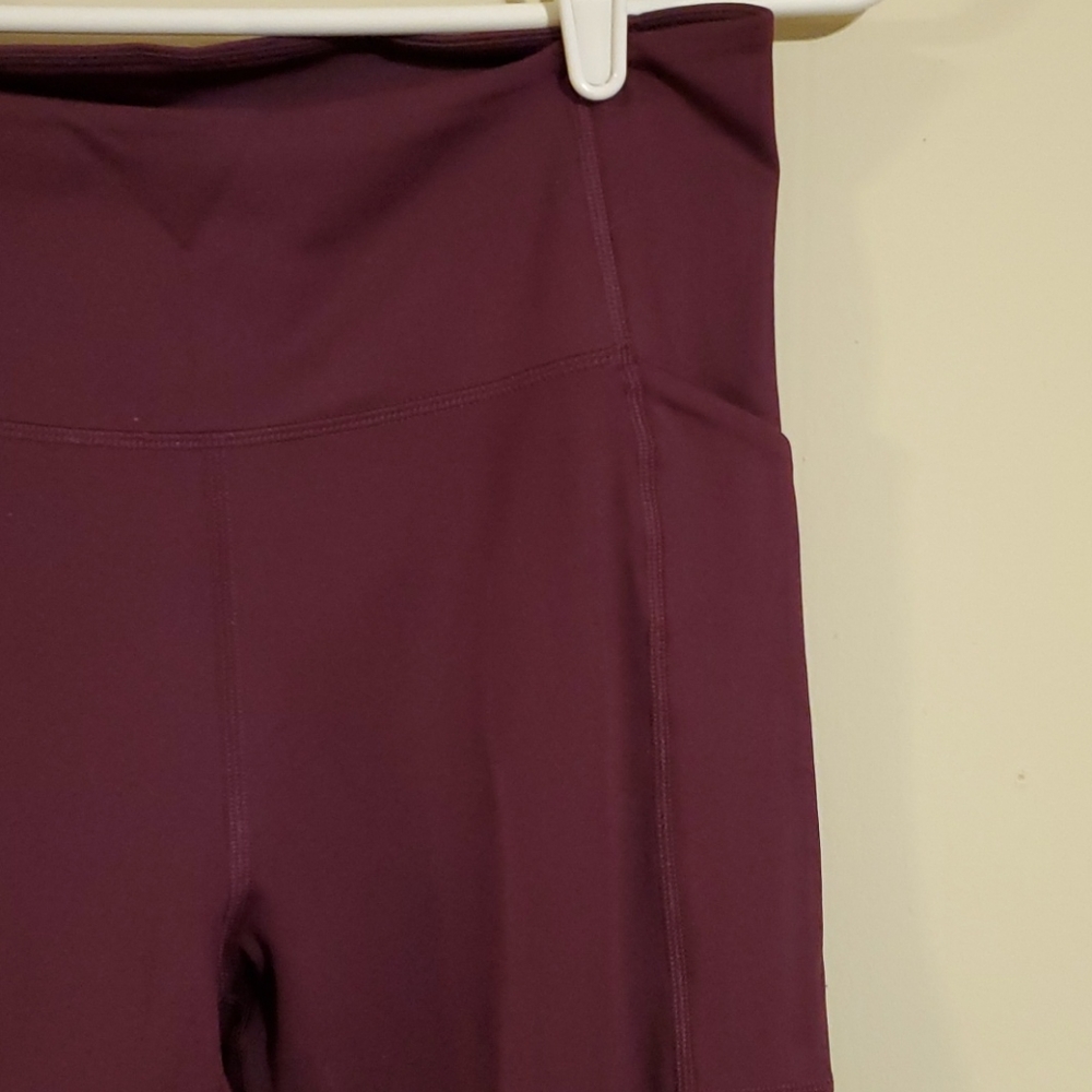 Girlfriend Collective plum compressive leggings - Picture 2 of 4